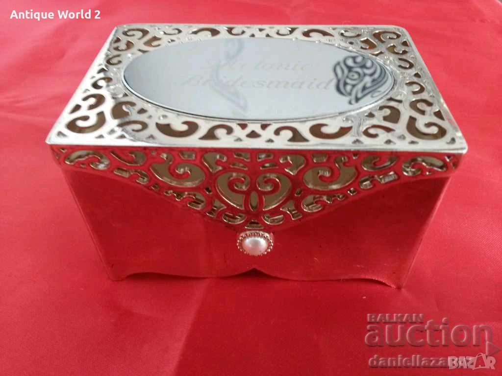 Красива Метална Кутия за Бижута, снимка 1