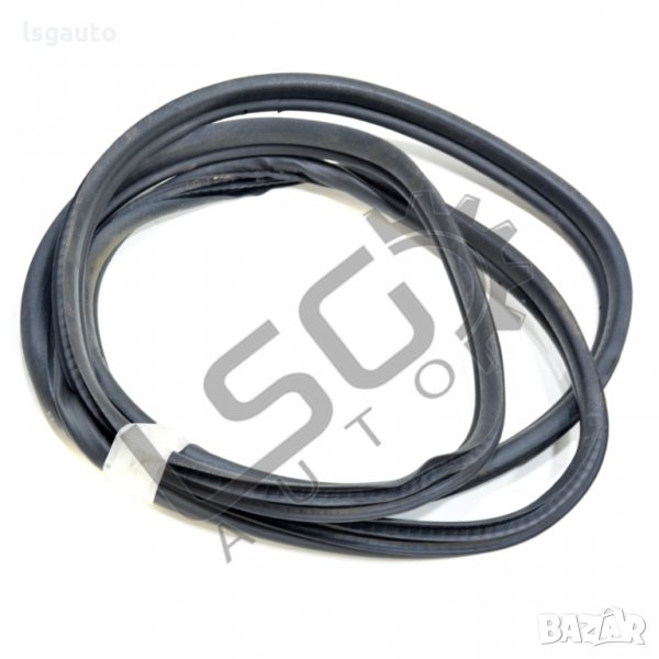 Уплътнение предна дясна врата Peugeot 307 2001-2008 P020421N-240, снимка 1