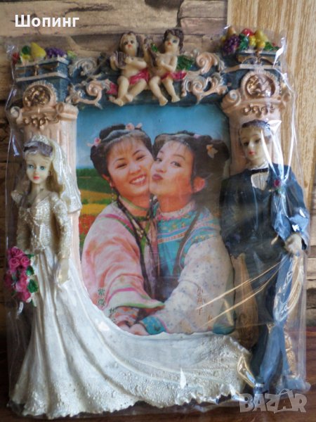 НОВО! Красива статуетка-3D рамка Младоженци, снимка 1