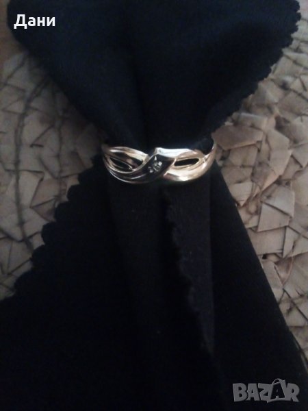 Златен пръстен с диамант, снимка 1