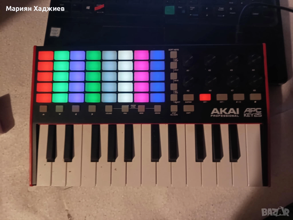 Midi контролери AKAI APC KEY 25 + AKAI LPD 8, снимка 1