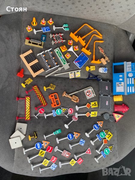 Знаци, снимка 1