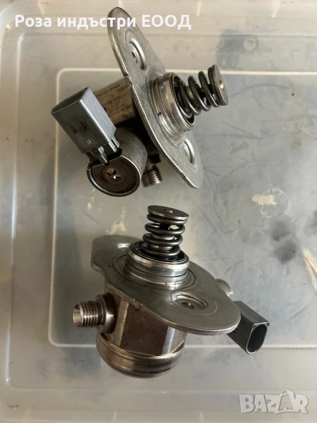 0261520129 Помпа за високо налягане BMW 650 F13 , F06 7599865, снимка 1