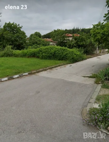 Продавам имот в с. Славовица., снимка 1