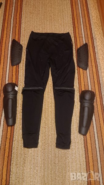 Dainese - протекторен клин, снимка 1