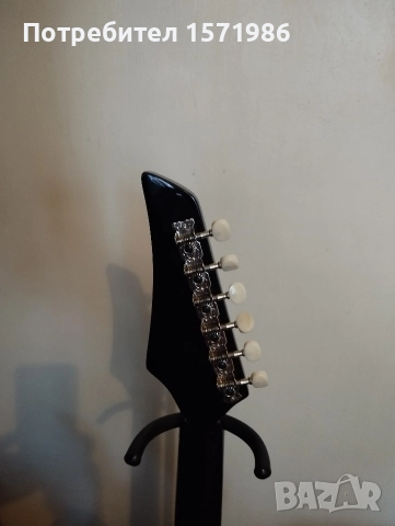 Детско юношеска електрическа китара с кубе, кабел, калъф,колан, тунер и слушалки , снимка 12 - Китари - 52792871