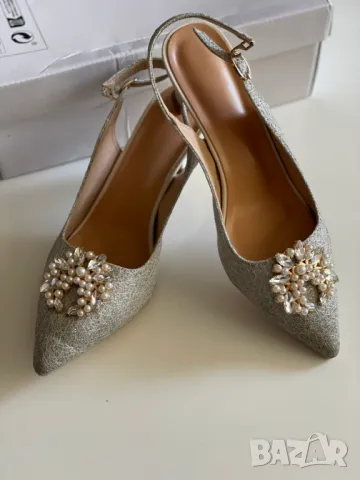 Дамски сватбени обувки, 38 EU, снимка 2 - Дамски обувки на ток - 49535658