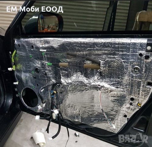 Универсално Шумоизолиращо Термоизолиращо Фолио За Кола Бус 100см x 135, снимка 4 - Аксесоари и консумативи - 32269409