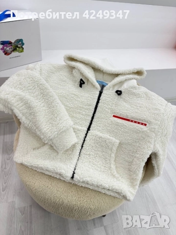 Яке Prada, снимка 2 - Якета - 52950131