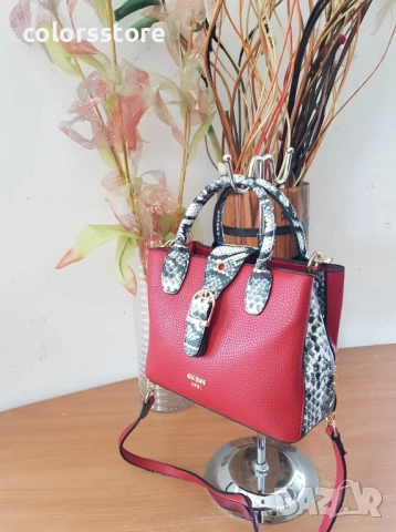 Дамска чанта Guess/VL60Z, снимка 3 - Чанти - 42813245