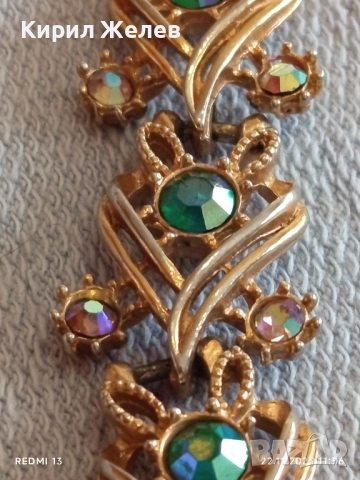 ДАМСКА ГРИВНА БОХЕМИЯ с ЗЕЛЕНИ КРИСТАЛИ с ЕФЕКТ на СЕВЕРНО СИЯНИЕ 51949, снимка 7 - Гривни - 52501231