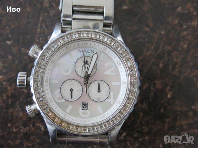 Дамски часовник Nixon Minimize The 42-20 Chronograph със Swarovski кристали, снимка 13 - Дамски - 43398933