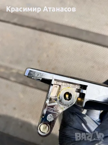 Вътрешна дръжка предна лява за Мерцедес CLS. W219. A2117660124, снимка 2 - Части - 48955786