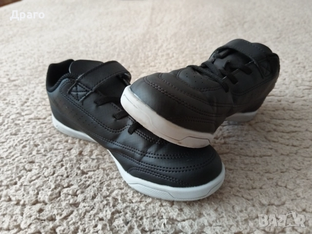 Детски обувки за футзал 100, черно-сиво, Kipsta - 36 номер, снимка 6 - Детски маратонки - 51701678