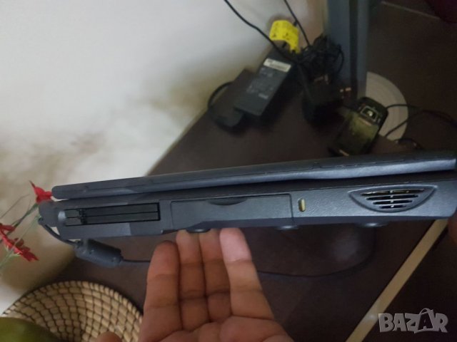 Лаптоп DEEL, снимка 4 - Лаптопи за дома - 28365083