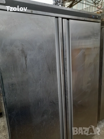 Хладилен шкаф 