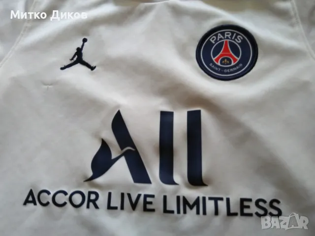 Футболна тениска на ПСЖ отлична маркова на Найк Джордан дете юноши М размер 137-147см, снимка 2 - Футбол - 47307624