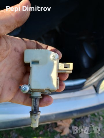 Вакуум машинка централно за Seat Cordoba Sedan II (06.1999 - 10.2002), 