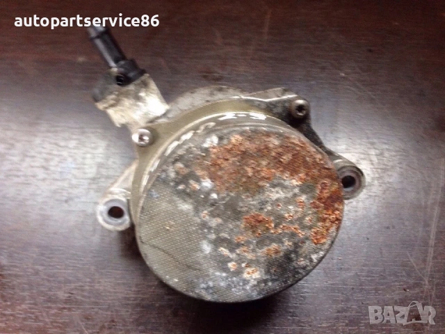 Вакуумна помпа 2.9 CRDi за KIA Carnival (2008) 288104X100, снимка 2 - Части - 53452667