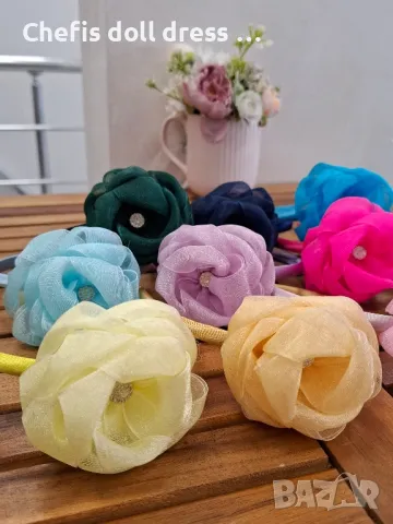 Диадема с обемно цвете от органза, снимка 3 - Аксесоари за коса - 49938448