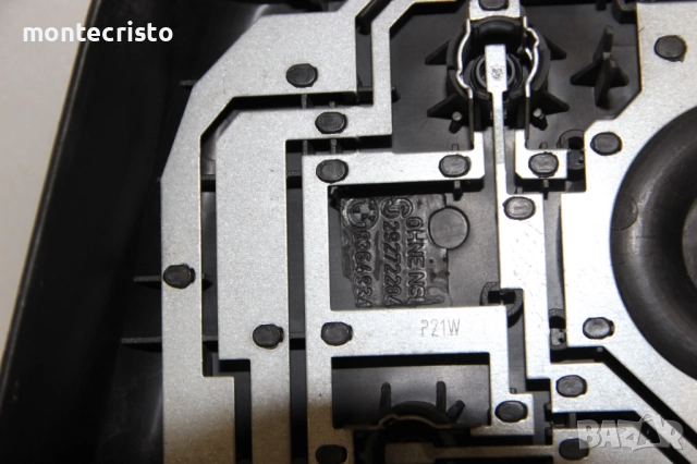 Дясна платка стоп BMW E36 Compact Serie 3 (1994-1998г.) десен ламподържач 8364934 / 29272204, снимка 3 - Части - 52398818