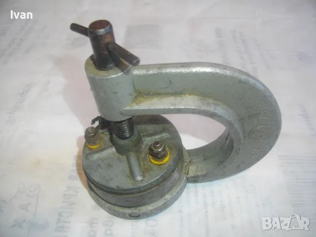 БЪЛГАРСКИ СОЦ НРБ СТАРО КАЧЕСТВО ВУЛКАНИЗАТОР 6V-12V ЗА ЛЕПЕНЕ ЗАЛЕПЯНЕ НА ГУМИ, снимка 7 - Други инструменти - 48922753