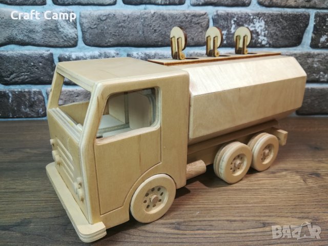Дървен макет на камион - Цистерна – Craft Camp, снимка 8 - Коли, камиони, мотори, писти - 44115789
