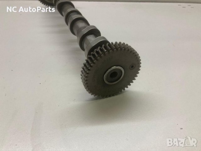 Разпределителен вал за Mercedes Мерцедес А B клас 2.0 A6400700613 2009, снимка 10 - Части - 39079544