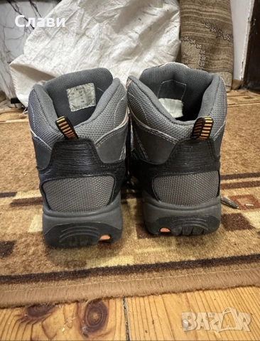 Зимни топли обувки , снимка 2 - Детски боти и ботуши - 52529267