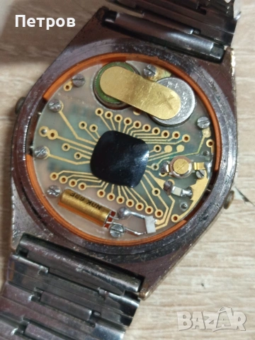 Стар Ръчен Часовник"Tissot"(LCD).1980г., снимка 4 - Антикварни и старинни предмети - 53093048