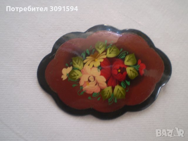 майсторска брошка рисунка- рисувана на ръка ссср