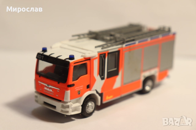 HERPA 1:87 H0 MAN ПОЖАРНА КАМИОН МОДЕЛ КОЛИЧКА, снимка 7 - Колекции - 52931324