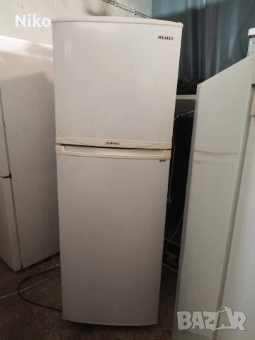 Хладилник с камера Samsung 