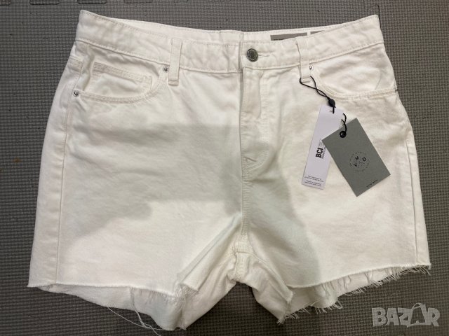 Vero Moda нови бели дънки М размер, снимка 2 - Панталони - 29054232