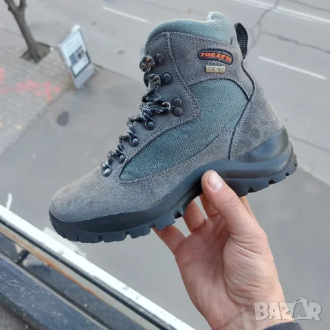 водоустойчиви туристически обувки TREZETA Gore-Tex номер 36 ,5
