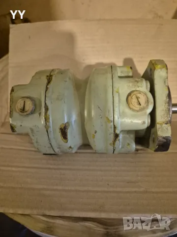 Помпа хидравлична пластинчата 3БГ12-41А, снимка 4 - Водни помпи - 48659316