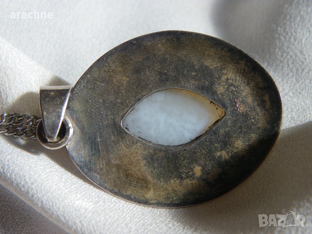 Екзотичен сребърен медальон, снимка 4 - Колиета, медальони, синджири - 35590422