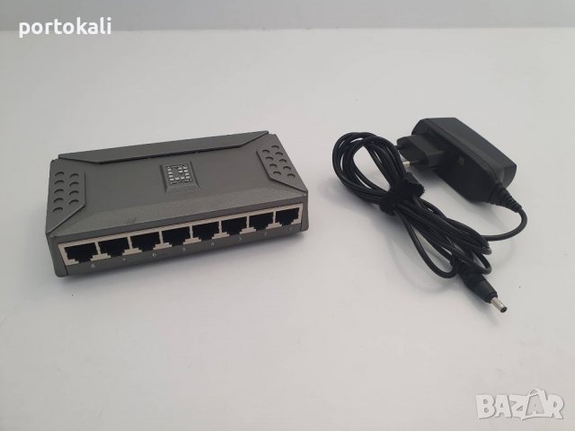 малък Суич Switch 8 порта Level One, снимка 4 - Суичове - 37993357