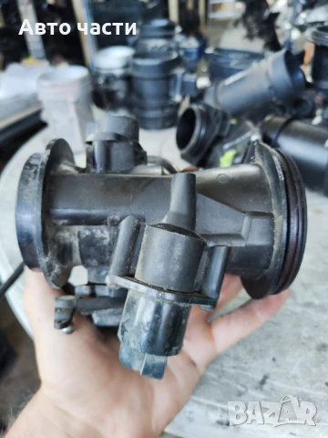 Дроселова клапа Dacia Sandero I (2008-2012г.) 8200682611A / 8200682611 / 8200908869 / 7700273699, снимка 2 - Части - 50792674