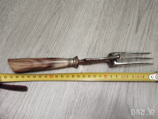 Вилица за сервиране, снимка 3 - Антикварни и старинни предмети - 43912186