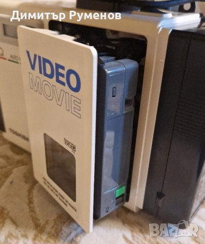 Видеорекордер Toshiba Video Movie Camera VHS-C SK-60P, снимка 10 - Камери - 43900477