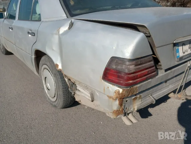 Мерцедес 124 Е250, снимка 3 - Автомобили и джипове - 47883779