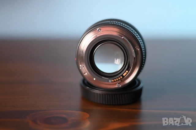 Обектив Canon EF 50mm f1.4 USM, снимка 4 - Обективи и филтри - 52028617