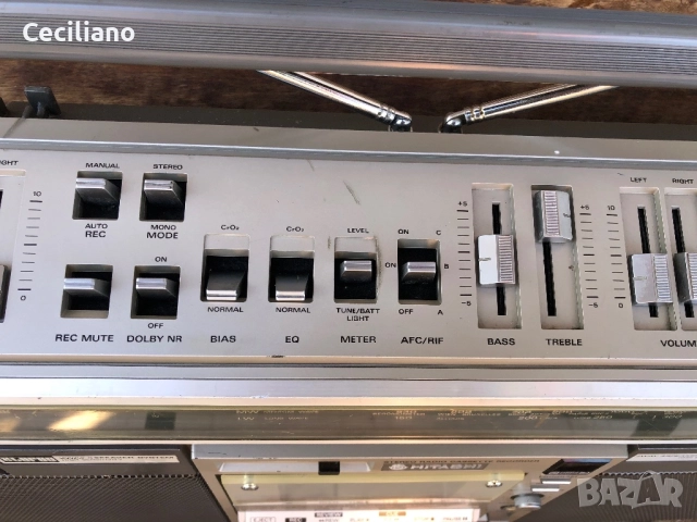 🎄Два броя - Hitachi TRK-8190 -Колекционерски радиокасетофон !, снимка 7 - Радиокасетофони, транзистори - 52794365