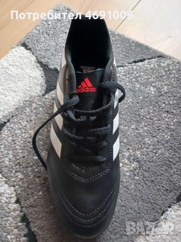 Футболни бутонки Adidas. 38 номер