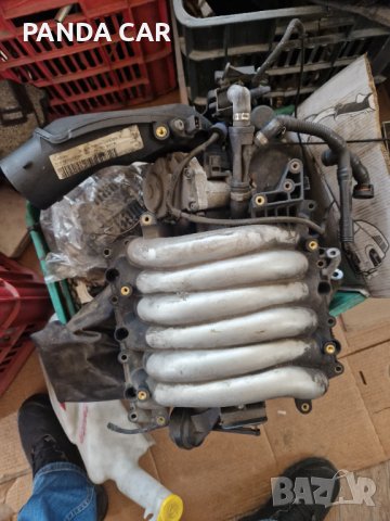 Дросел и колектор за Audi 2.4i, снимка 4 - Части - 40076029