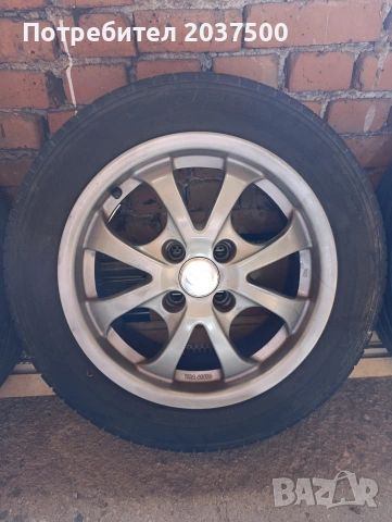 Джанти с гуми за Тойота Ярис, снимка 5 - Гуми и джанти - 53581269