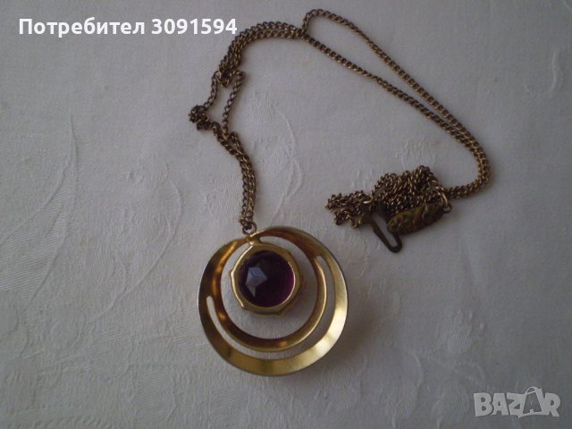 Ретро Медальон , снимка 3 - Антикварни и старинни предмети - 39651642
