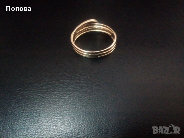 Дизайнерски златен пръстен с диаманти, снимка 3 - Пръстени - 35555060