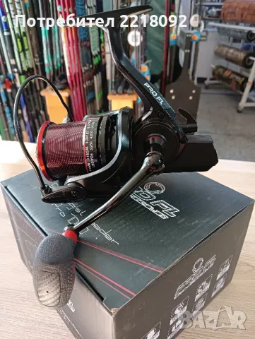 продавам риболовна макара на pro fl Strategist Feeder Pro 7000, снимка 2 - Макари - 47726168